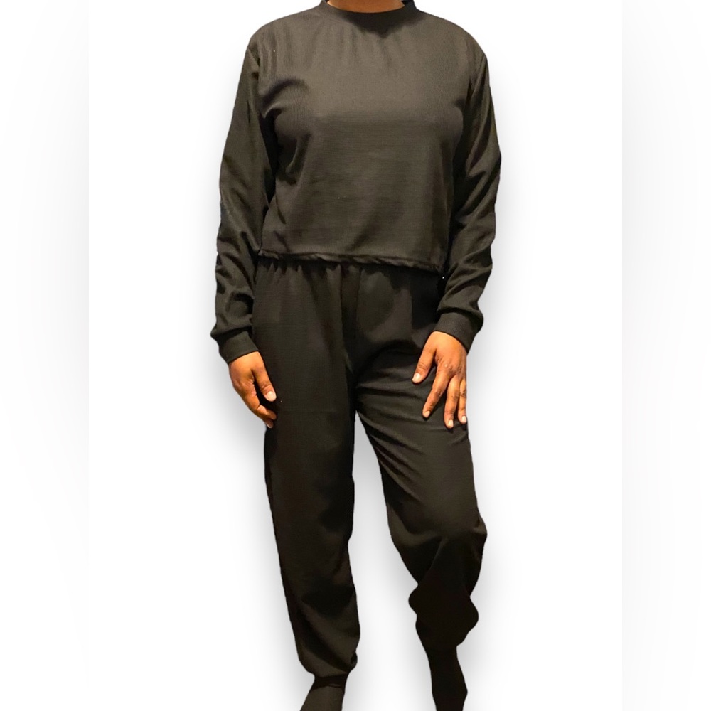 Long Sleeves Black Top and Pants Simple Set Women’s XL